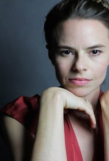 Zoë Simpson Dean